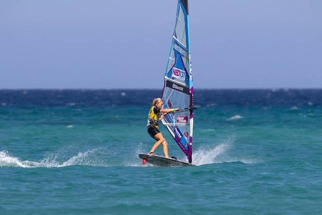 Arrianne Aukes of form - PWA Sotavento Fuerteventura World Cup 2012 ©  John Carter / PWA http://www.pwaworldtour.com